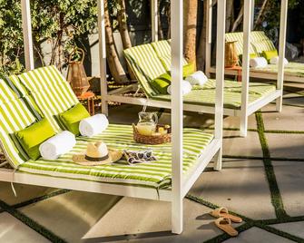 The Wesley by AvantStay Mid-Century Modern Oasis with Pool - Palm Springs - Patio