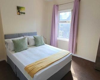 The Fenton Lodge - Stoke-on-Trent - Bedroom