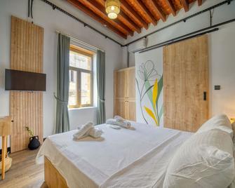 Avenue Hotel - Kyrenia - Schlafzimmer