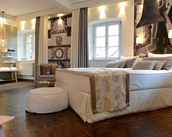 Villa Mittermeier Hotellerie & Restaurant - Rothenburg ob der Tauber - Bedroom