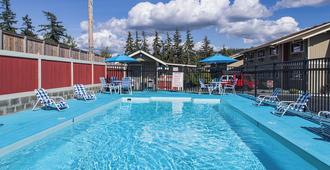 Coachman Inn - Bellingham - Pool