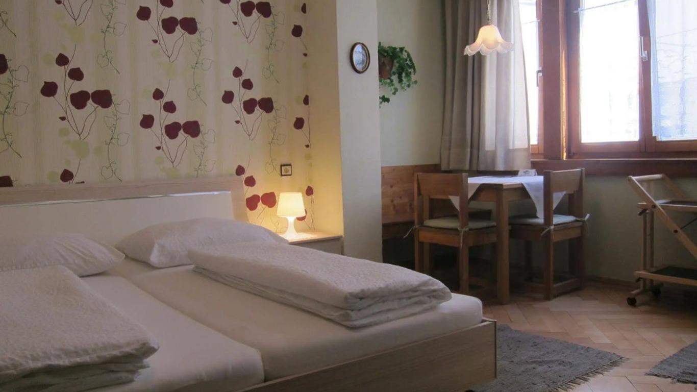 Pension Sonne Bed & Breakfast