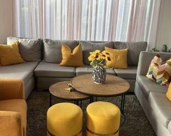 Entire accommodation: villa in Cabrera, Dominican Republic - Cabrera - Lounge