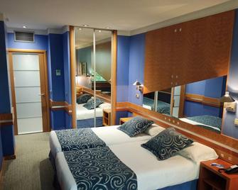 Hotel Torresport - Torrelavega - Schlafzimmer