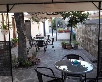 Florence Stadium B&B - Florencia - Patio