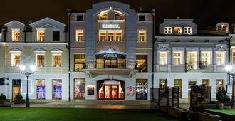Bristol Tradition and Luxury - Rzeszow - Building