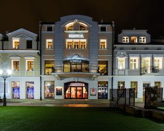 Bristol Tradition and Luxury - Rzeszow - Building