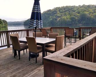 Claytor Lake Hideaway - Dublin - Balcony