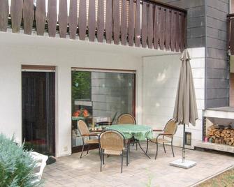 1 Bedroom Nice Apartment In Goslar - Goslar - Patio