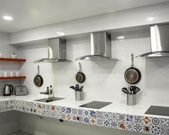 La Casa Azul (Zona de Hospitales) - Kota Meksiko - Dapur