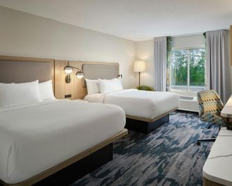 Fairfield Inn & Suites by Marriott Brunswick - Brunswick - Schlafzimmer
