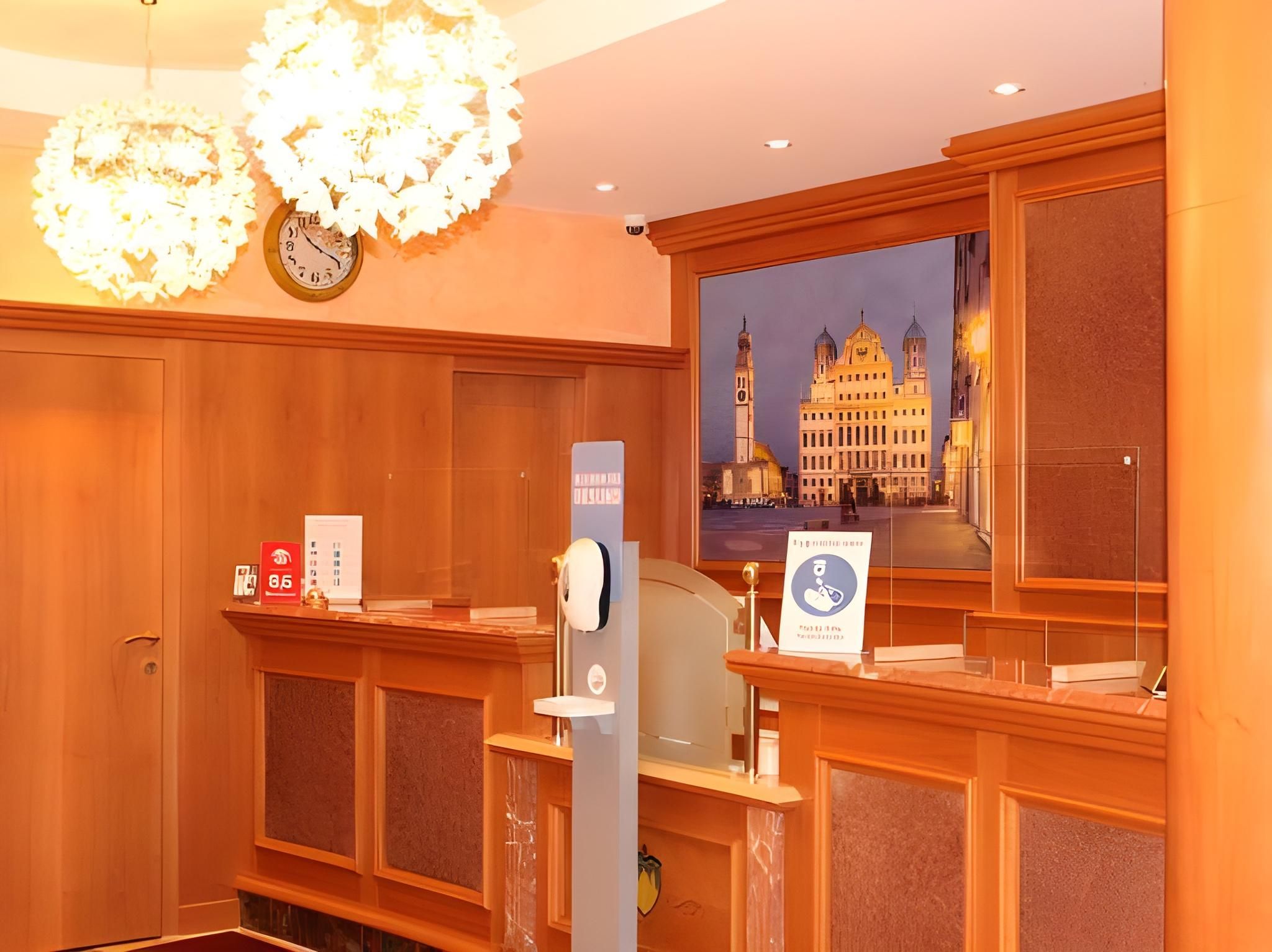 Stadthotel Augsburg - Augsburg - Lễ tân