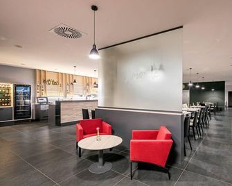 Wine Wellness Hotel Amande - Hustopeče - Salónek