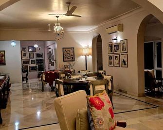 Barwara Kothi - Jaipur - Lobby