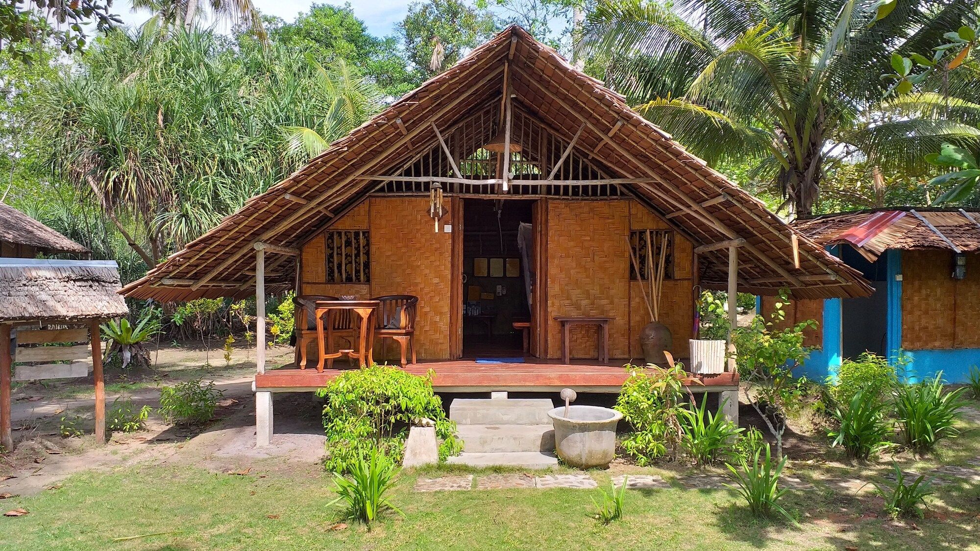 Mutiara Beach Resort - Telukbakau