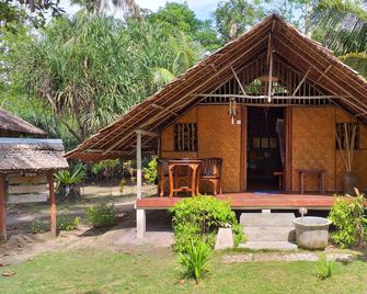 Mutiara Beach Resort - Telukbakau