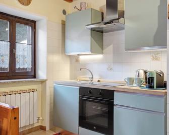 Petite Maison Tillier - Fénis - Küche