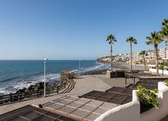 Ocean balcony view&pool P69 By CanariasGetaway - Tarajalillo - Strand