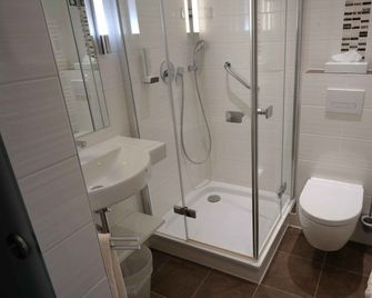 G. Hotel Müller - Lichtenfels - Bathroom