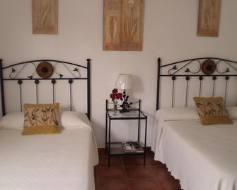 Hostal El Canario - Conil de la Frontera - Bedroom