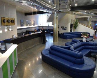 Salute Hotel - Kyiv - Reception