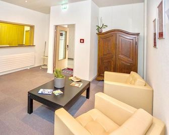 Hotel Höri Inn - Bulach - Sala de estar