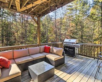 The Toasted Marshmallow Mt Jackson Retreat! - Basye - Balcony