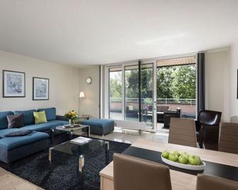 Westlife Apart Hotel Berlin - Berlin - Living room
