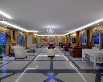 Villa Sunflower Hotel - الانيا - ردهة