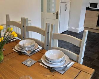 Shaw Properties Teal Road - Darlington - Dining room