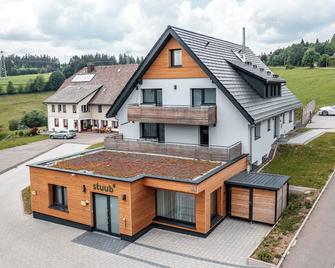 stuub saig - Lenzkirch - Gebäude