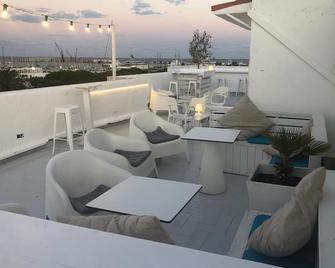 Solvi Hotel - Adults Only - Vilanova i la Geltrú - Balcony