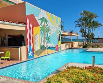 Parador Palmas de Lucía - Yabucoa - Piscina