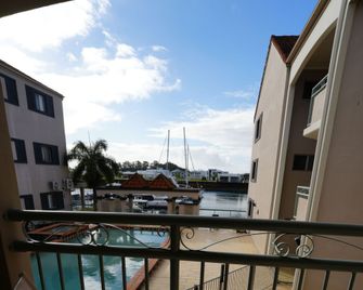 Hope Harbour Hotel - Hope Island - Balcone