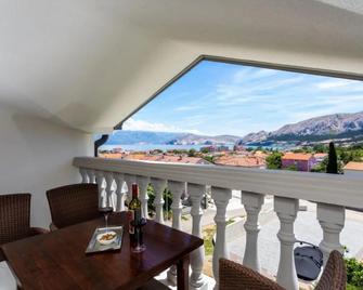 Bed & Breakfast Dosen III - Baška - Balcony