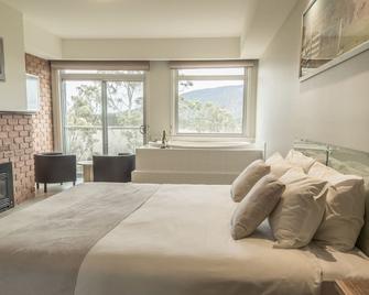 Macedon Ranges Hotel & Spa - Mount Macedon - Bedroom