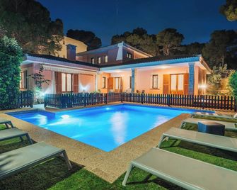 VID: 5 double bedrooms villa with private pool - Santa Margalida - Piscine