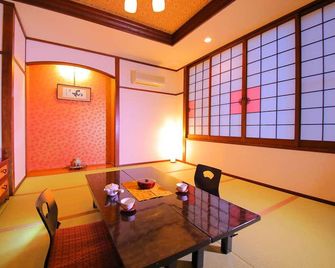 Hotel Claire Higasa - Himeji