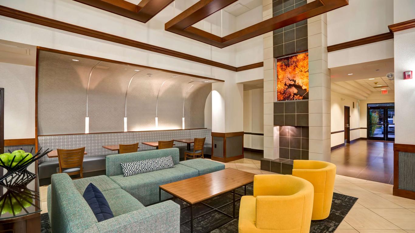 Hyatt Place Baltimore BWI Airport