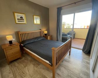 CS156 Cosy 2 bedroom and 2 bathroom apartment in Riviera del Sol, Costa del Sol - La Cala de Mijas - Slaapkamer