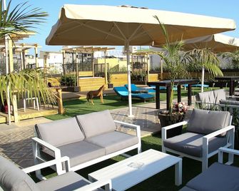 Jaffa King Gallery Boutique Hotel - Tel Aviv - Patio