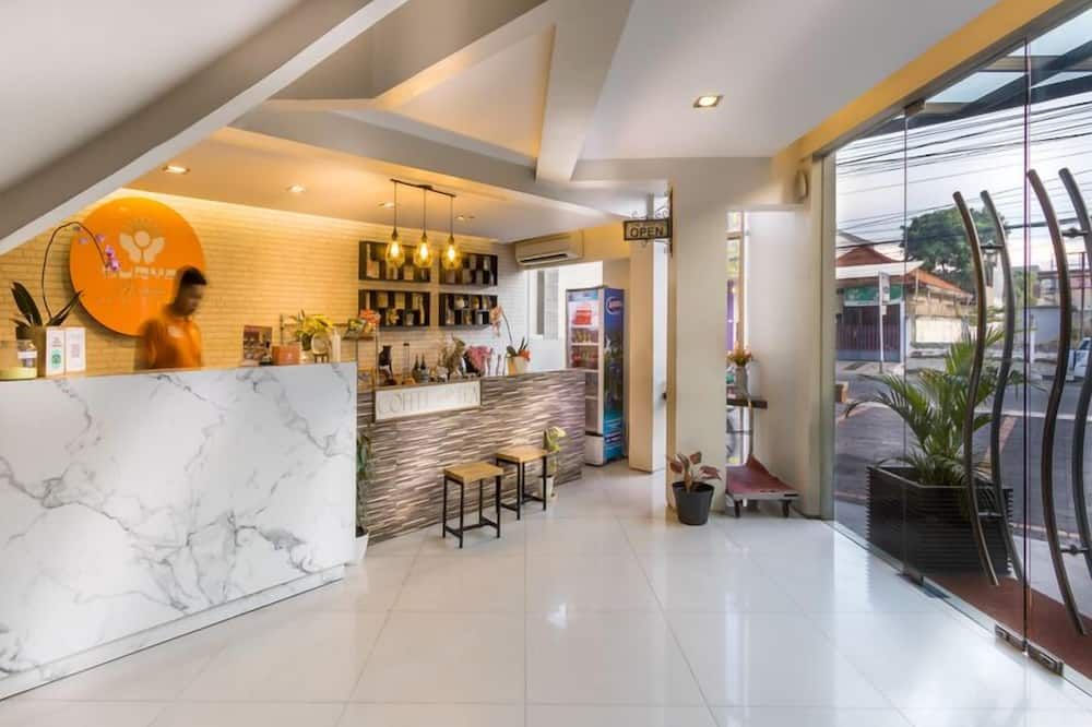 Surya Boutique Hotel - סמראנג - בר