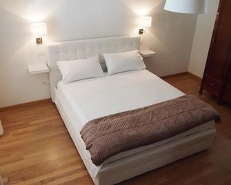 Il Portico - La Spezia To Go 5terre - La Spezia - Schlafzimmer