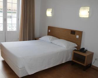 Hotel Brazão - Vila do Conde - Bedroom