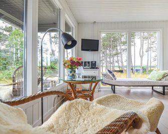 Three-Bedroom Holiday Home In Ebeltoft - Ebeltoft - Stue