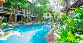 100 Islands Resort & Spa - Surat Thani