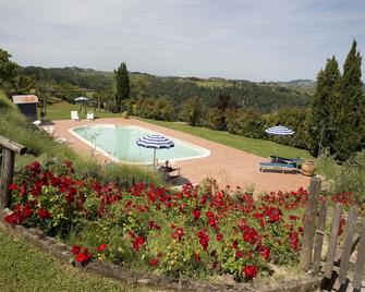 A Little Place in Tuscany Where to Relax - Montaione - Pool