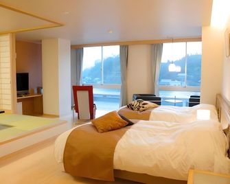 Ryokan Tsutsui - Onomichi - Chambre