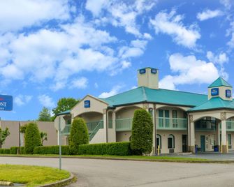 Baymont by Wyndham Gallatin - Gallatin - Gebäude
