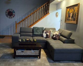 Beautiful lakefront Casa del Lago on Lake Roesiger - Snohomish - Sala de estar